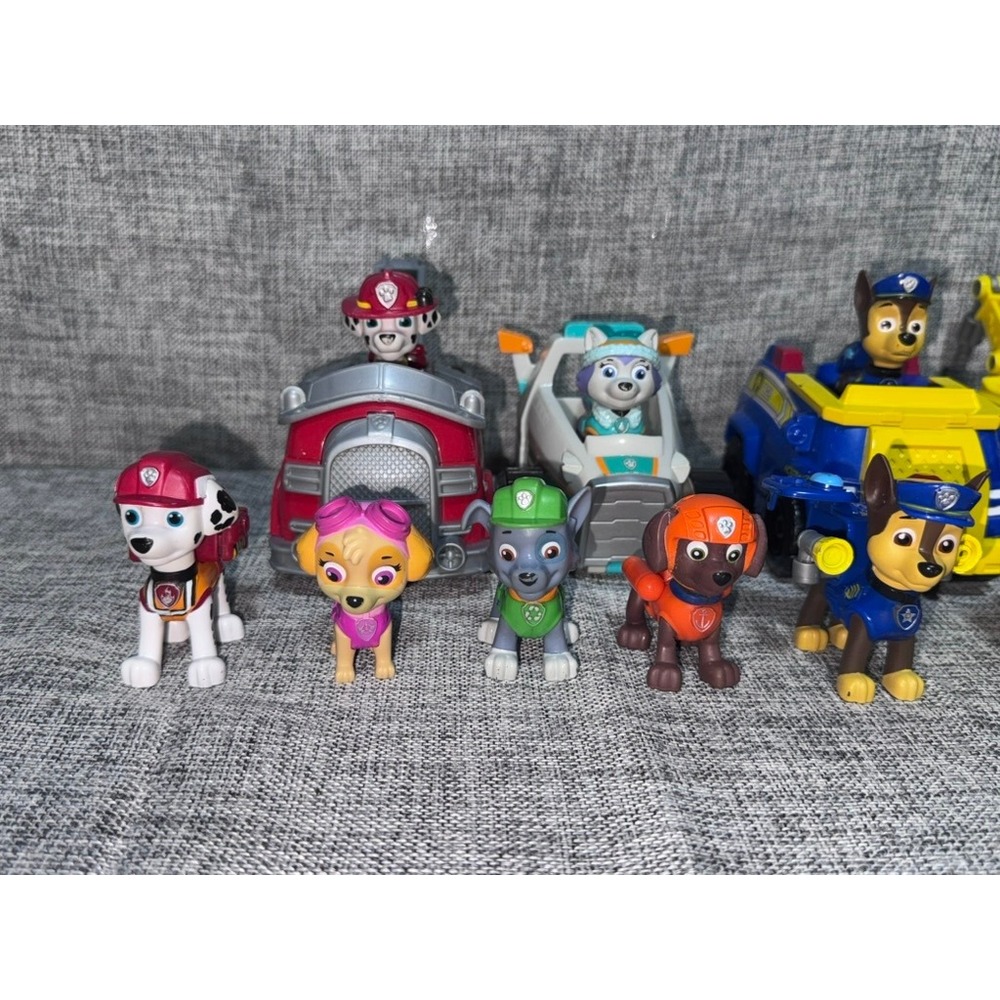 Paw Patrol Toy Lot 12 Figures 4 Vehicles Marshall Chase Skye Rubble Everest - Picture 9 of 10